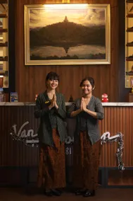 Van Bloemen 1881 Resort - Image 5