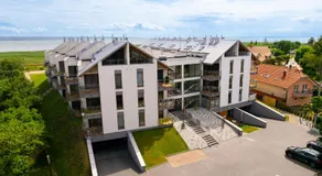 Flatbook Apartamenty - Krynica Morska Enklawa z salą zabaw i basenem przy Zalewie - Image 4