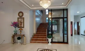Le Chateau Residences - Image 2