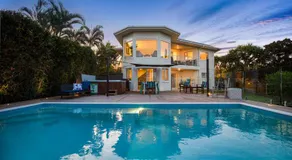 Old Salt Beach House - Image 2