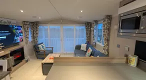 Lighthouse Lodge Dog Friendly Nr Sutton on Sea - Image 2