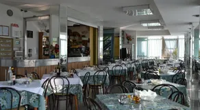 Hotel Elvira - Image 4