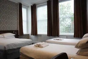 Marlborough Hotel - Image 2