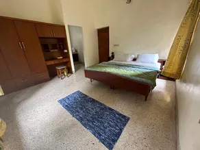 Mango Tree Villa Deluxe King Room - Image 2