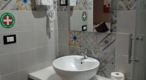 Fieschi Rooms - Image 3