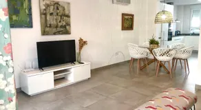 GATU Conil Sunset casa junto el mar con jardín privado, parking gratis y piscina común -Mayores de 21 años y familias - Image 2