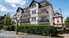 2 Chambres - 150m plage - Centre & Marché 50m - Parking - Linge & Menage inclus - Image 3