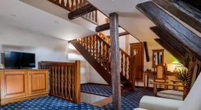 LH Hotel Gold - Image 3