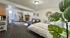 Hawaiian Sunshine in Provo, Utah - Image 2