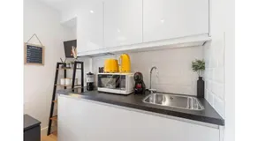 The *Best* Airbnb for Transport in London! Promise - Image 4