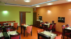 Garni Hotel Cosmopolitan - Image 5