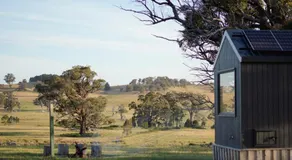 Designer Private Off Grid Cabin with Lake Access - Esti - Image 4