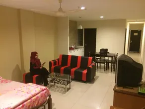 THAMZ Room @ Marina Island , Teluk Batik , Manjung - Image 3