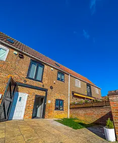 Lock View House - Image 4