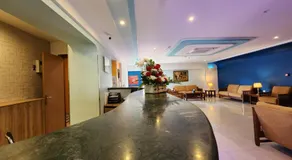 Aquavista Hotel & Suites - Image 2