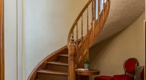 Moulin Rouge House Bed and Breakfast - Image 3