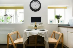 Between Piers | Central | by Brighton Holiday Lets - Image 5