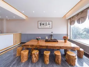 Linglong Yage Holiday Hotel (Lijiang Sanyi International Airport) - Image 5