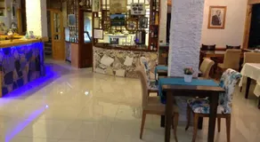 Hotel Mola - Image 5