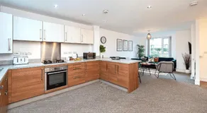 3BDR Kempthorne House with Parking and Garden - Image 4