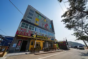 Incheon Beach - Image 3