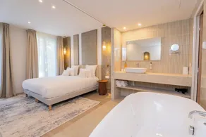 Idéal Hôtel Design - Image 2