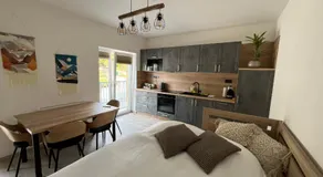 Prague Airport Family Lodging - Image 2