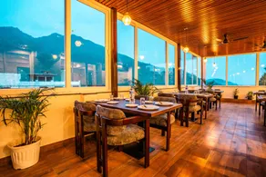Tripli Hotels Ganga Heaven Rishikesh - Laxman Jhula - Image 3