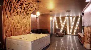 Reverence Boutique Hotel - Image 2