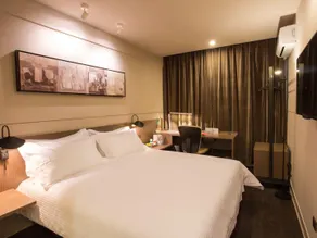 Jinjiang Inn Select Shanghai Pudong Airport - Image 2