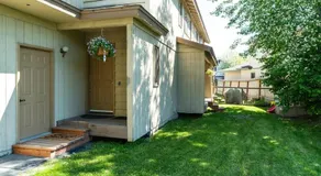 Moose Meadows- Near the airport, centrally located - Image 4
