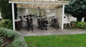 Exklusive Lage - Wohnung mit schönem Garten - Hämmerle Yellow - Image 5
