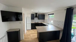 Eryri Lodge - Image 2
