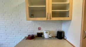 5 minute walk to LEGO house - n18 - studio room with private bathroom - Image 4