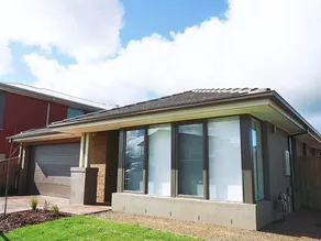 Cozy Quiet 5Bedroom House,6 mins to Town Centre - Image 3
