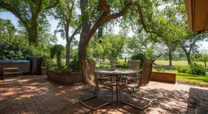 Private 5 star ranch duplex with million dollar view pet & smoking friendly - Image 3