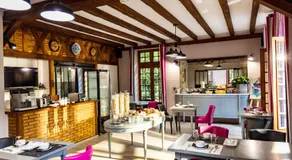 Logis Hostellerie Du Grand Duc hôtel restaurant - Image 4