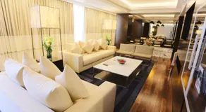 Avari Towers Karachi - Image 2