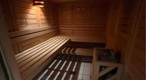Au bout du bois Piscine sauna hammam accessible en saison et le logement accessible toute l annee - Image 5