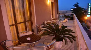 Hotel A-14 - Image 3