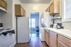 Capitol Hill Luxury Apartments - Image 3