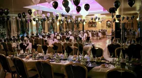 The Golden Lion Hotel - Image 3