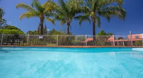 Gloucester Country Lodge Motel - Image 5