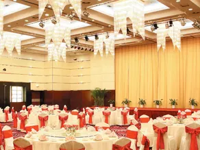 Dalian Liangyun Hotel - Image 4