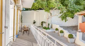 Old Well Apartments - Image 4