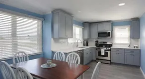 Island Time- beautifully renovated bay view home - Image 3