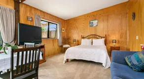 Pickering Barn Stay - Image 2