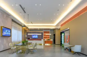 Borman Hotel Guilin Yongfu South High-speed Railway Station - Image 2