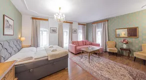 Hotel Salamander - Garni - Image 2