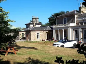 Darwin Cottage Self Catering in Elgin - Image 2